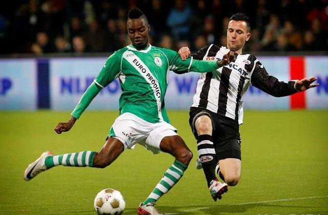 无不显示出 无不显示出