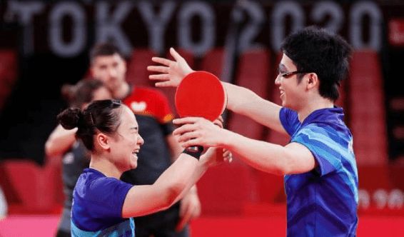 步的势头 步的势头