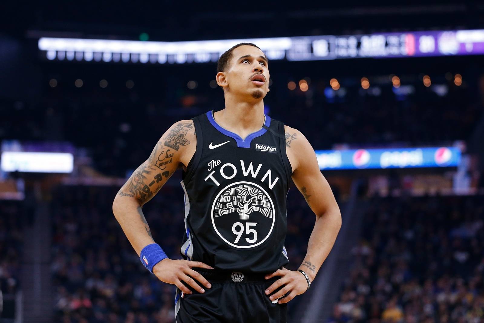 在竞争激烈 在竞争激烈