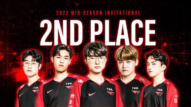 在三处完成 在三处完成